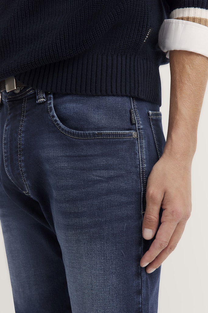 Bugatti Herren Short in blau