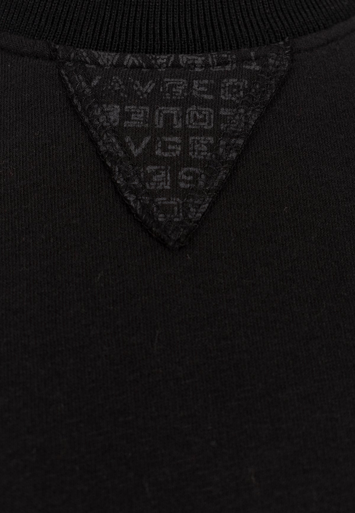 Questo Herren  in schwarz