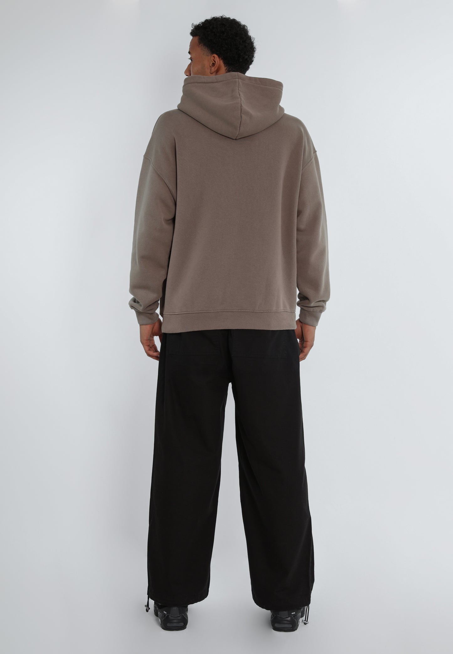 LowLight Sutdio Herren  in grau