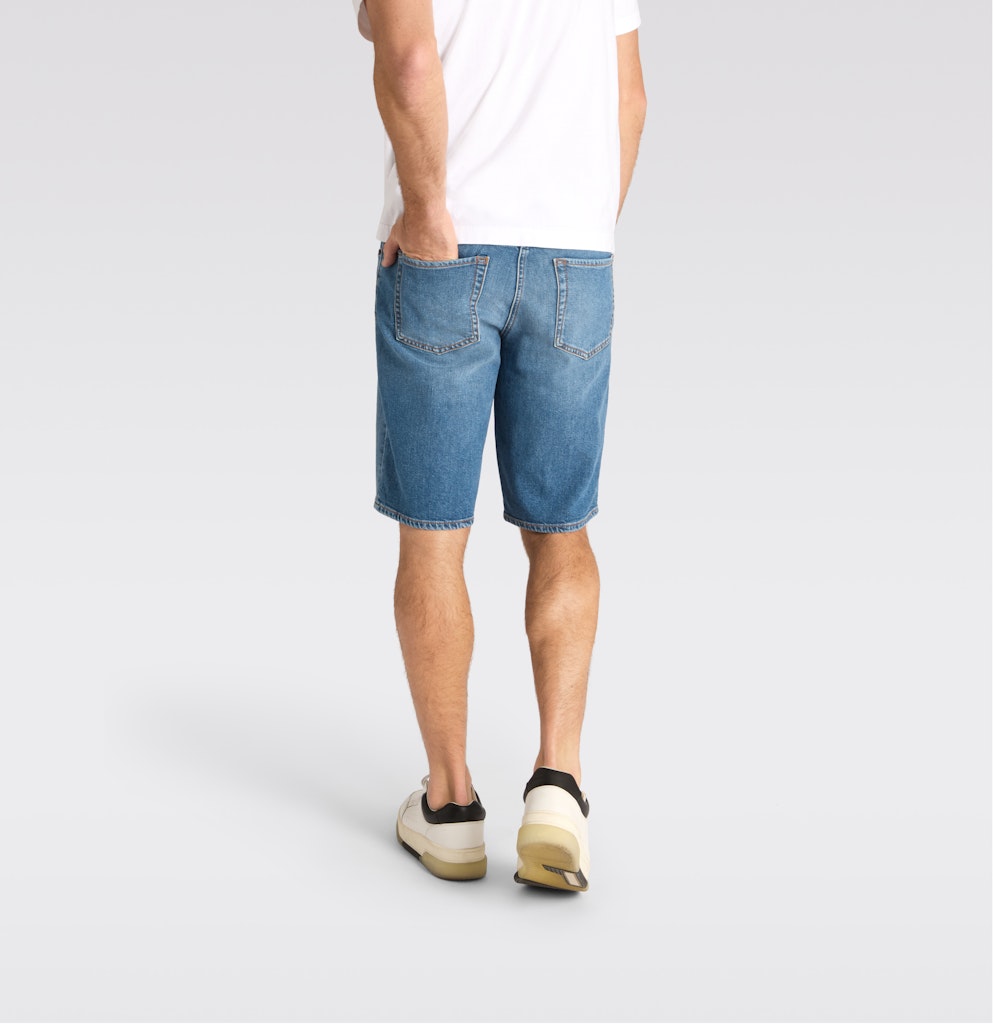 MAC Herren Short in blau